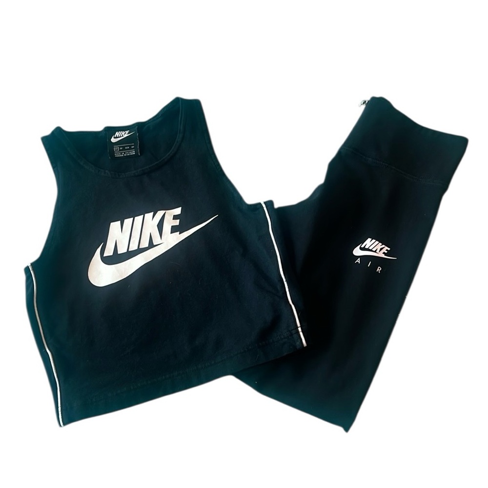 Girls NIKE activewear set